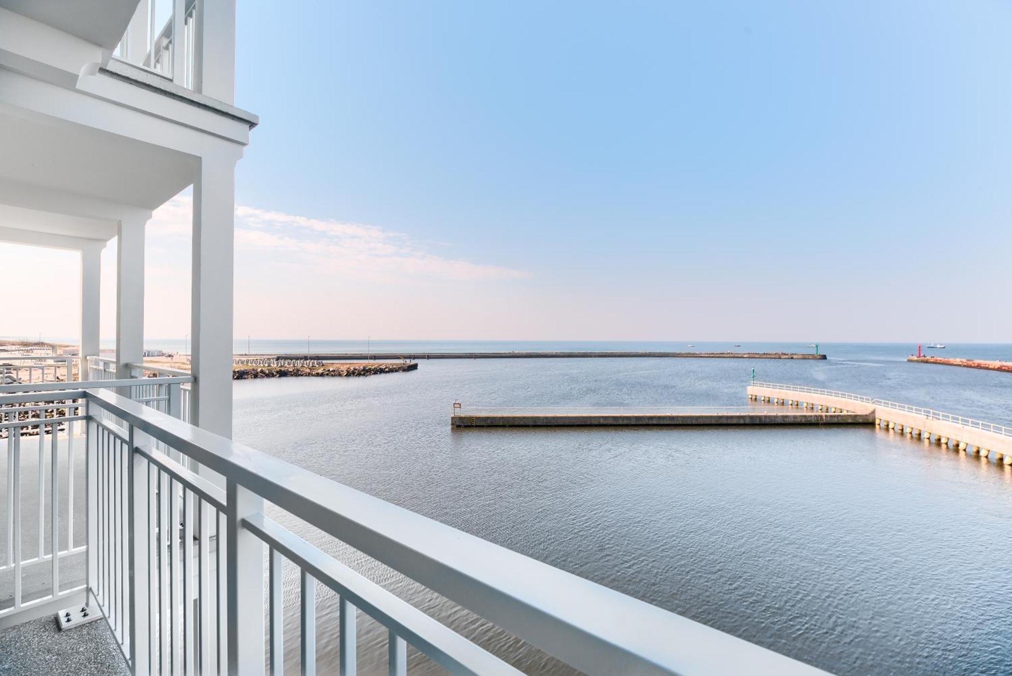Aparthotel Sea Collection By Marina Royale Darłowo Exterior foto